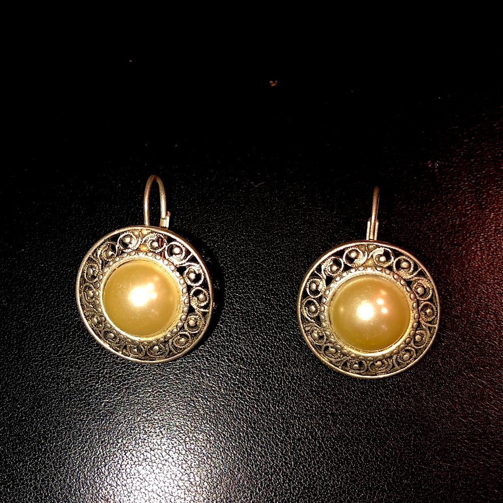 M.J.Carroll Round Metal Pearls Earrings